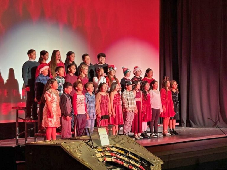 Avalon School prepares for Christmas season